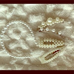 4 pearl hair pins and pearl headband